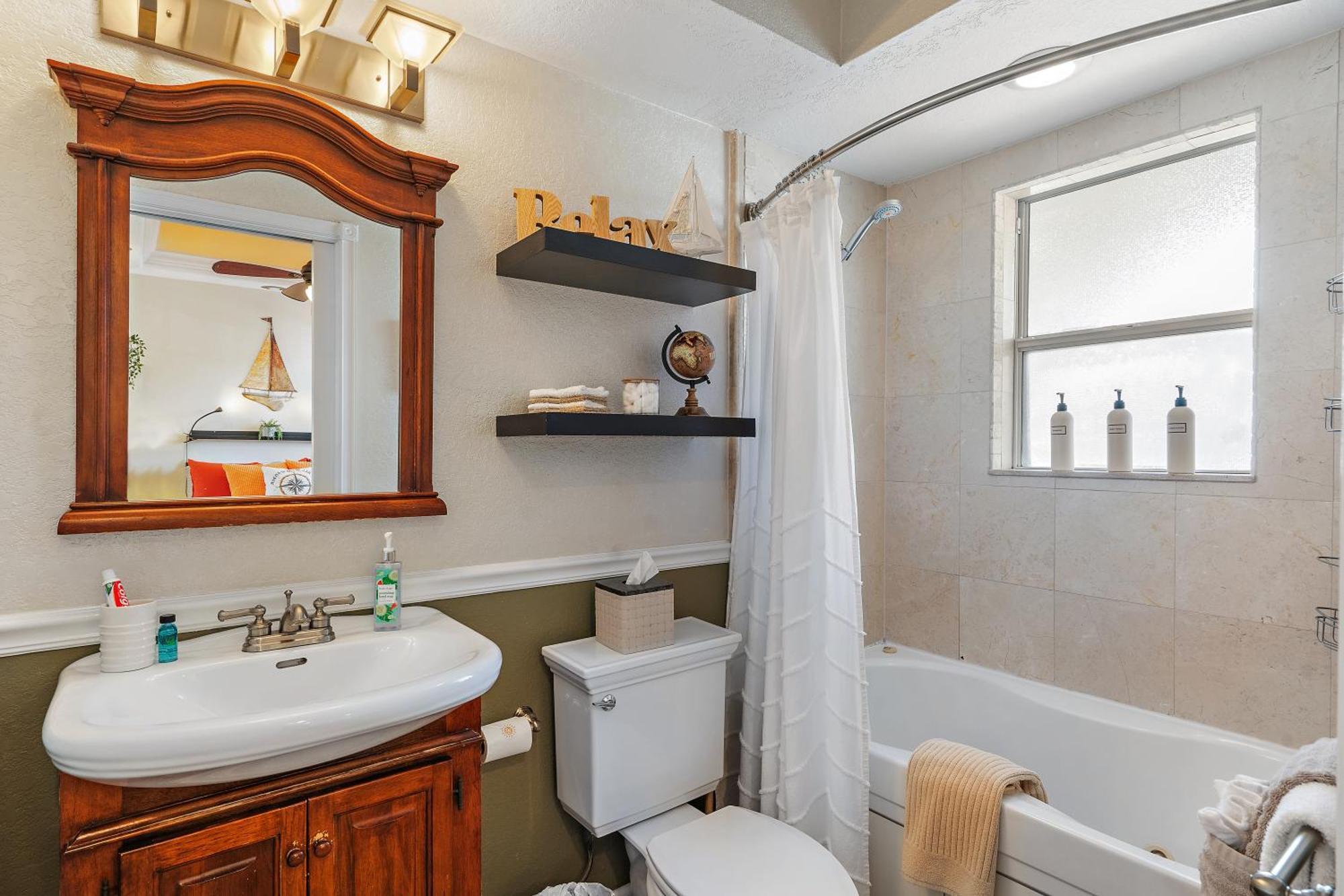 Villa Wine-Dine-Sunshine Cozy Flat In The Heart Of Dtsp à St. Petersburg Extérieur photo